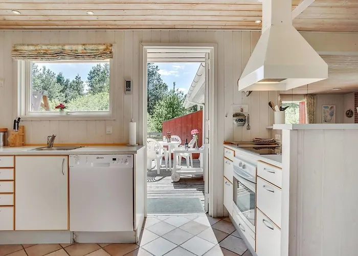 Reidar - 1km From The Sea By Interhome Feriehus *